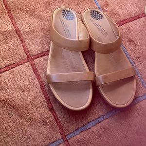 FitFlop simple sandals